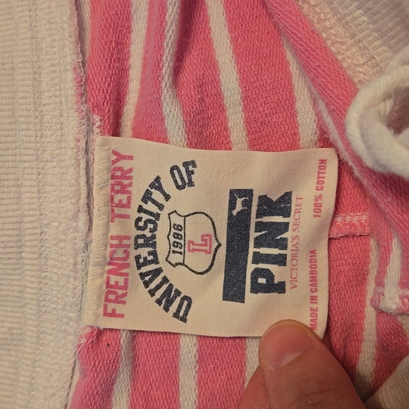 Vintage Victoria Secret PINK beach shorts. Pink and white. - Picture 11 of 11